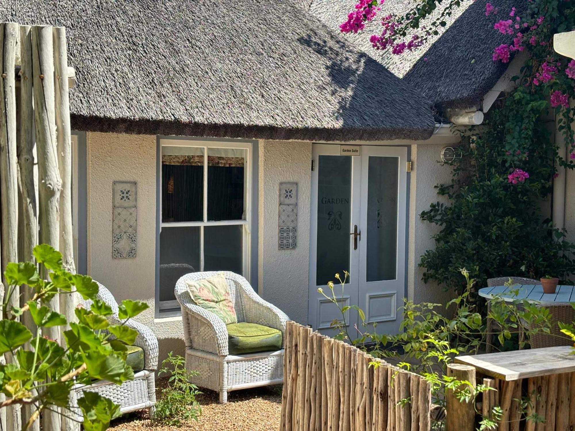 In The Vine Country Manor Guesthouse ستيلينبوش المظهر الخارجي الصورة